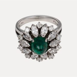 Anel em ouro branco e platina com esmeralda e diamantes