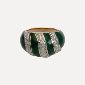 Anel em ouro, esmalte e brilhantes
