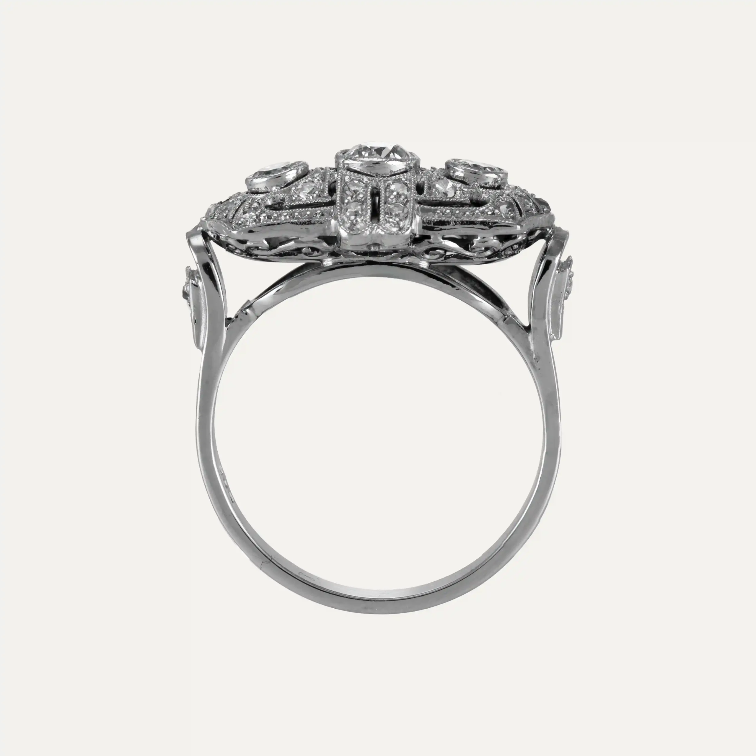 Anel em ouro e diamantes - Image 2