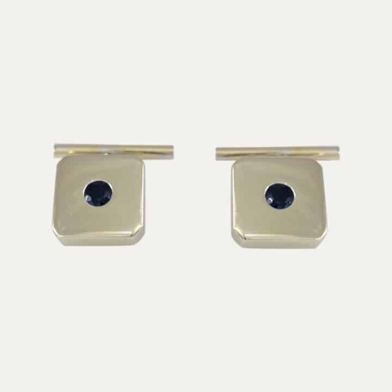 100340-alexandra-matias-jewelry-botoes-punho-ouro-safira-P1