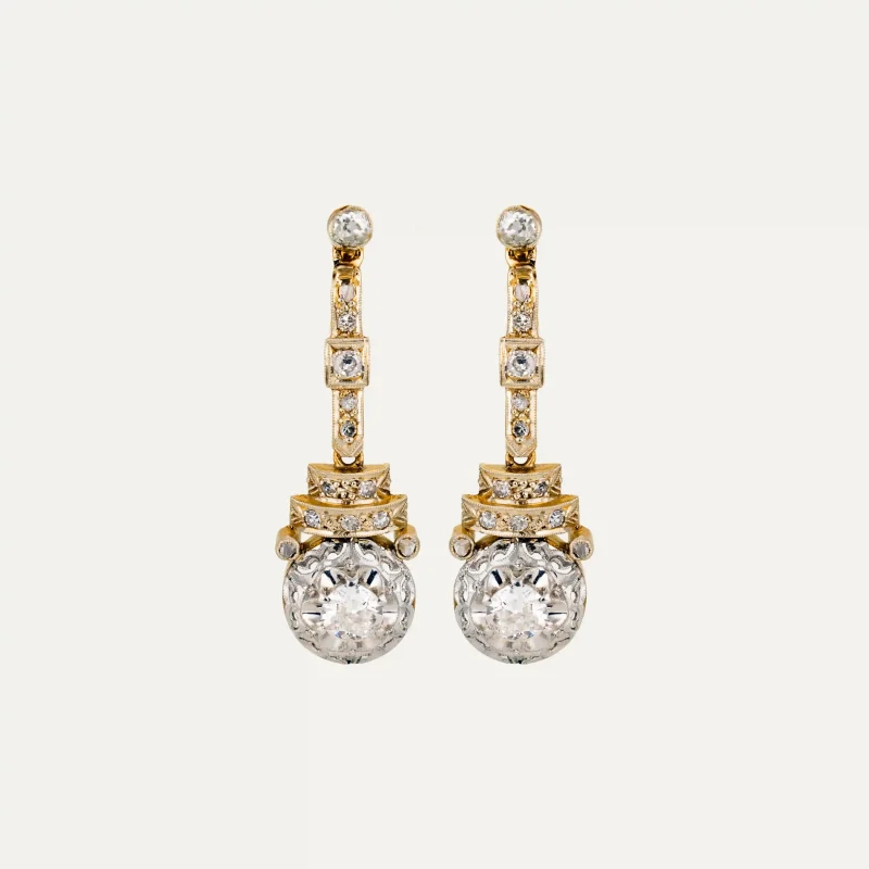 9003299-brincos-pendentes-ouro-branco-amarelo-diamantes-alexandra-matias-jewelry-P1 9003299-brincos-pendentes-ouro-branco-amarelo-diamantes-alexandra-matias-jewelry-P1